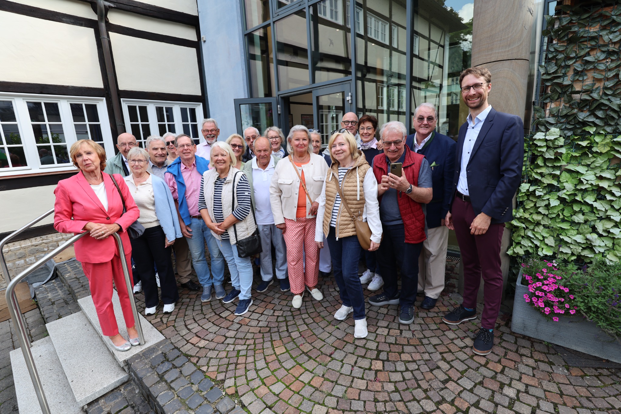 Pastdistriktgovernors des Lions-Jahrgangs 2013/2014 und ihre Begleitungen zu Gast in Werne